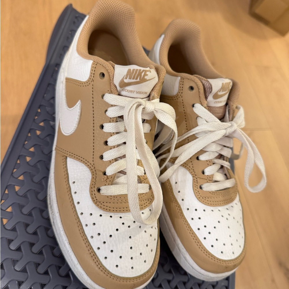 Nike Court Vision Low in White and Brown